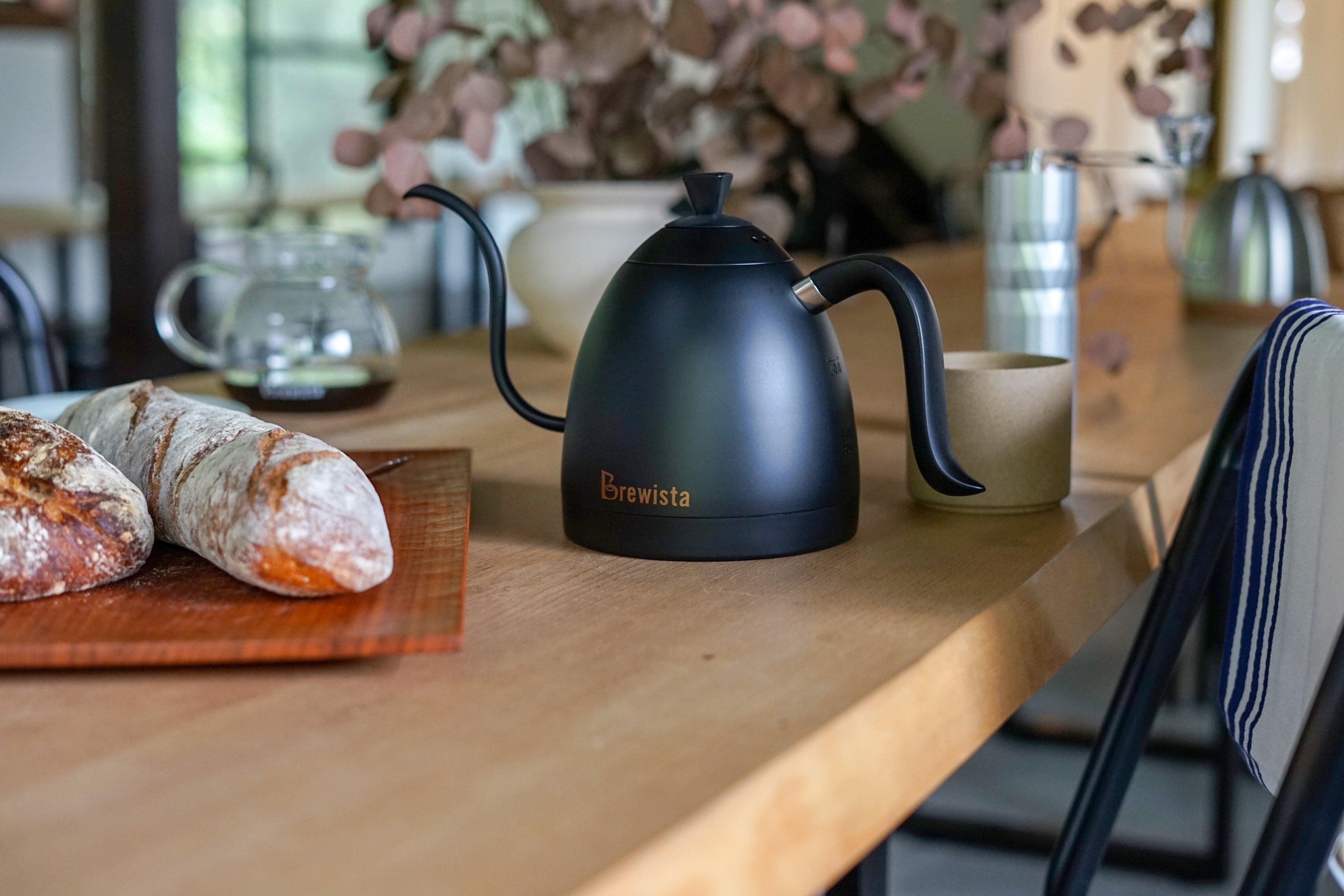 NEW ITEM】Brewista Artisan Gooseneck Kettleに新色登場 – Brewista Japan